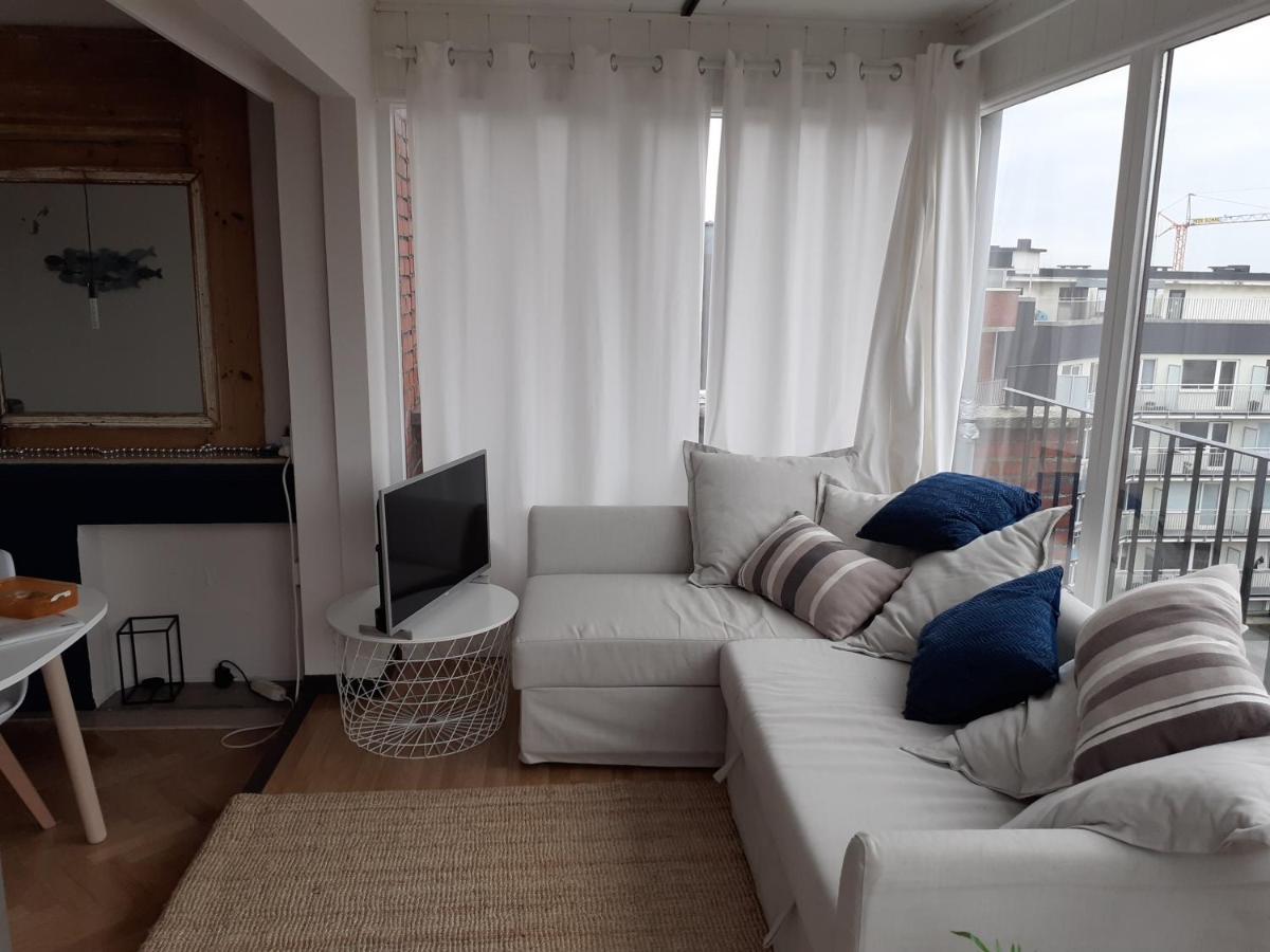 Gezellig Centraal Gelegen Penthouse Oostende Apartment Luaran gambar