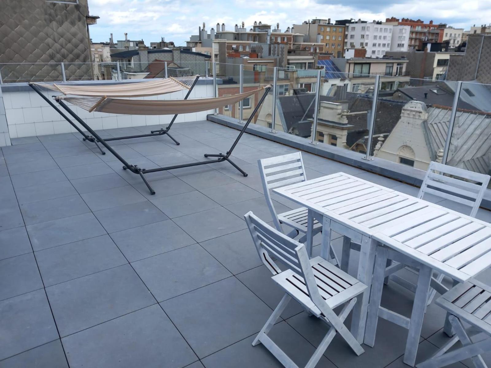 Gezellig Centraal Gelegen Penthouse Oostende Apartment Luaran gambar